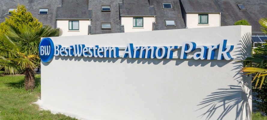 Enseigne Best western de l'hotel de Dinan